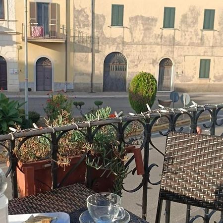 Velia'S Home Casa Vacanze B&B Castel Sant'Elia Ngoại thất bức ảnh
