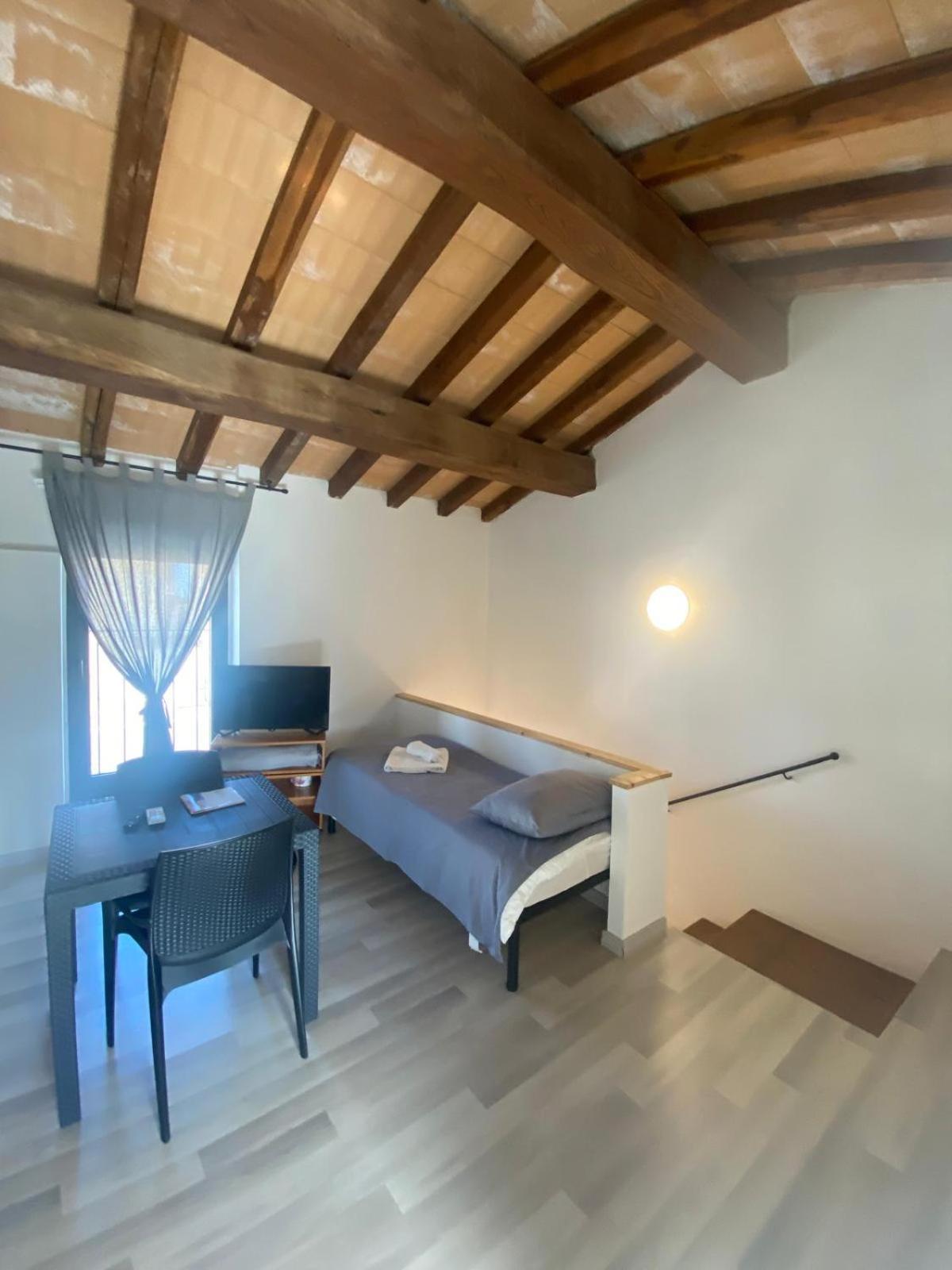 Velia'S Home Casa Vacanze B&B Castel Sant'Elia Ngoại thất bức ảnh