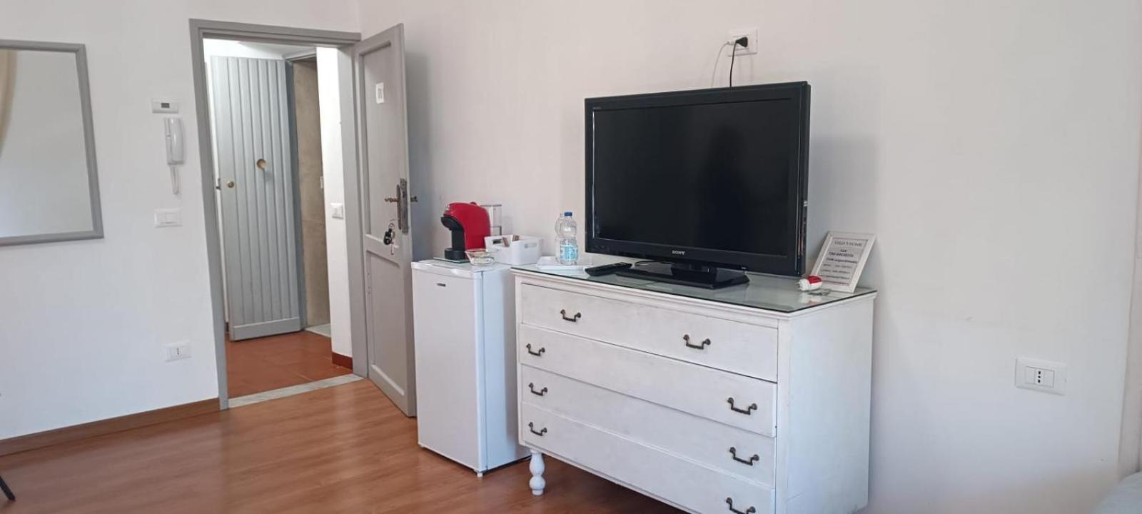 Velia'S Home Casa Vacanze B&B Castel Sant'Elia Ngoại thất bức ảnh